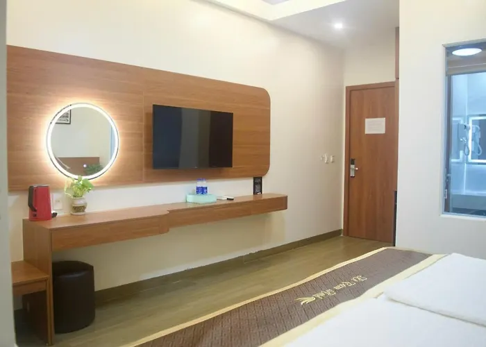 Le Tam E678 Hotel